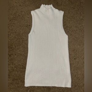 Main Strip White Ribbed Sleeveless Tank Top